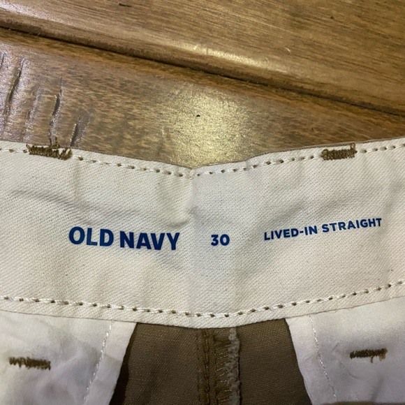 Old Navy Lived-in Khaki Shorts size 30 waist Men’s - Picture 4 of 6